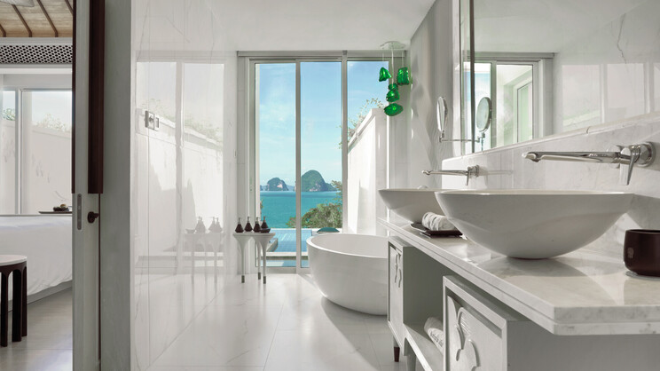 Premium Ocean Pool Suite